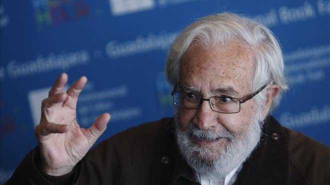Tomas Segovia.jpg
